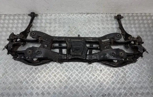 Toyota Avensis T270 Rear axle beam 5120605070 4876005010