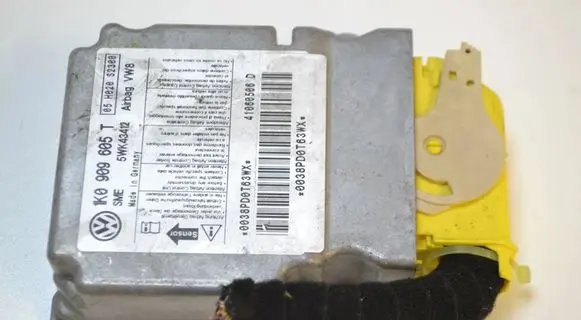 Tesla Model S Airbag control unit/module 1K0909605
