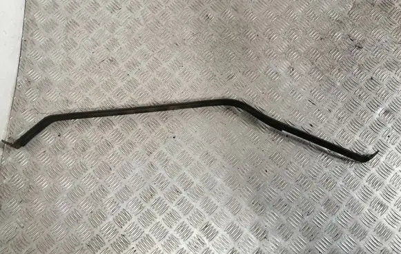 Fuel tank mounting bracket