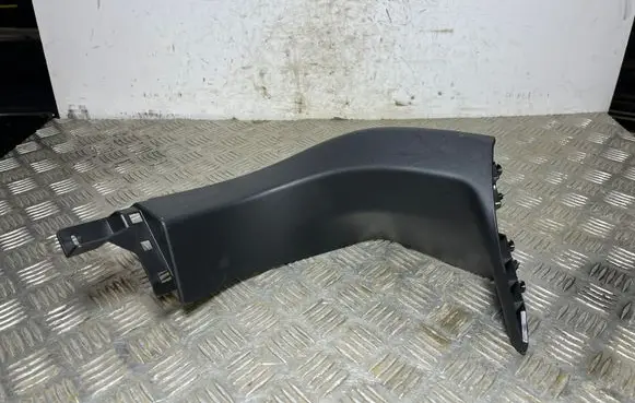 Peugeot 5008 II Tailgate trim 9814310477