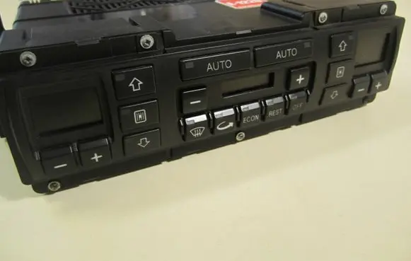 Audi A8 S8 D2 4D Climate control unit 4D0820043E