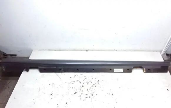 BMW 3 E90 E91 Side skirt rear trim 41422681 905101372