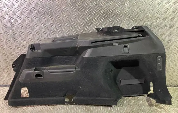 Volvo XC90 Trunk/boot side trim panel 32234370