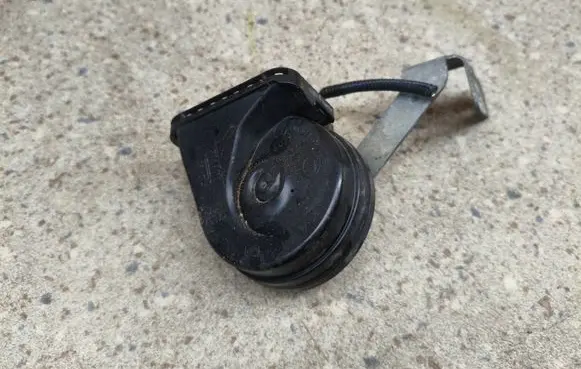 Volvo XC40 Horn signal 30747614 21122017 0347M21B34SA