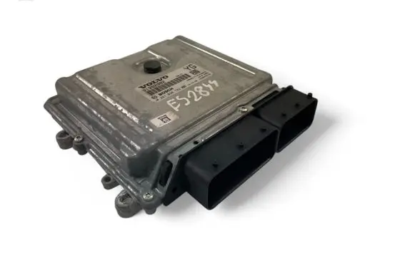 Volvo XC60 Engine control unit/module ECU 31392982 0281030782