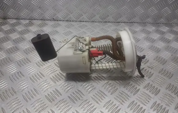 Mazda 2 Mechanical fuel pump 