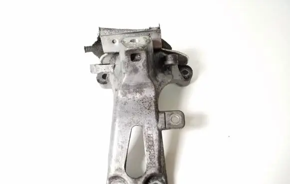 Audi Q5 SQ5 Engine mounting bracket 8K0199308