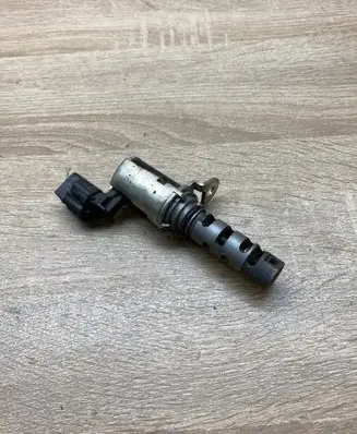 Toyota Previa (XR30, XR40) II Camshaft vanos timing valve 1533028020 A07F1122789