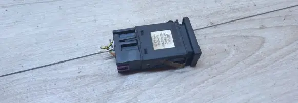 Ford Galaxy Windscreen/window heater switch 7m3959621