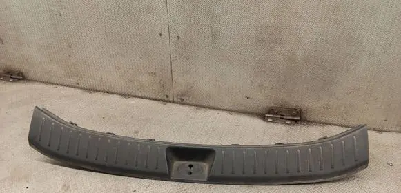KIA Carens II Trunk/boot sill cover protection 857701D100