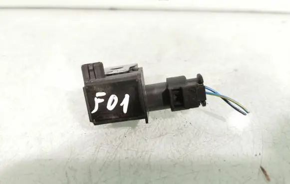 BMW 7 F01 F02 F03 F04 Airbag deployment crash/impact sensor 9224177 00647 130110