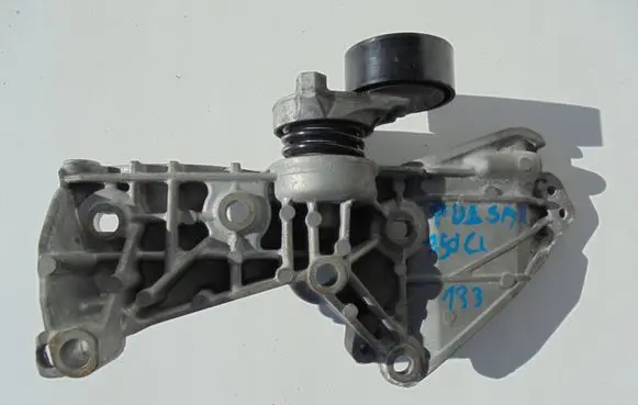 Nissan Pulsar Generator/alternator bracket 8200669494