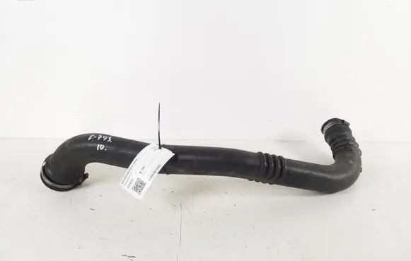 Volvo V40 Intercooler hose/pipe 31370176