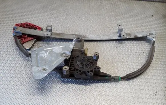 Ford Mondeo MK II Front door window regulator with motor 0130821680