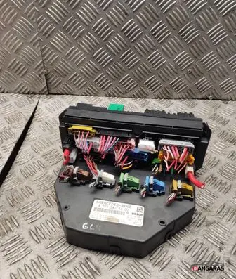Mercedes-Benz GLK (X204) Fuse box set A2045404350