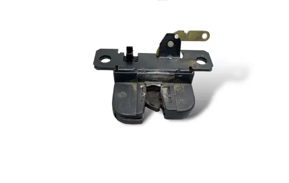 Volkswagen Touareg I Tailgate/trunk/boot lock/catch/latch 7L6827505