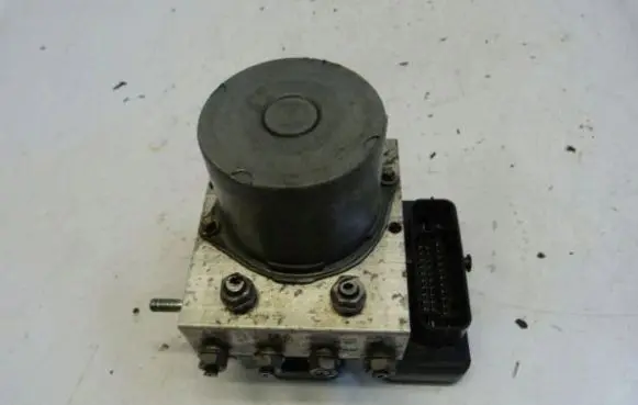 Skoda Fabia Mk3 (NJ) ABS Pump 6C0907379R