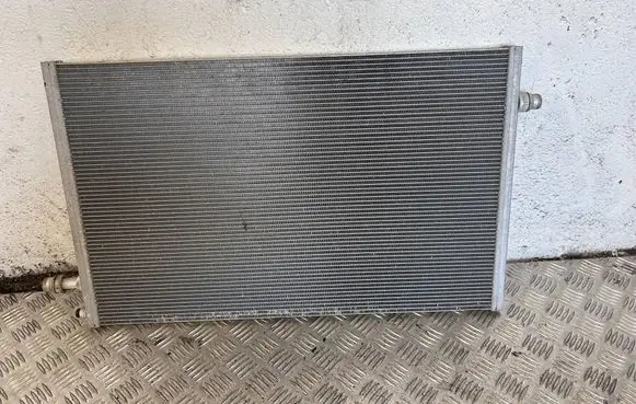 Jaguar I-Pace Coolant radiator HL599001