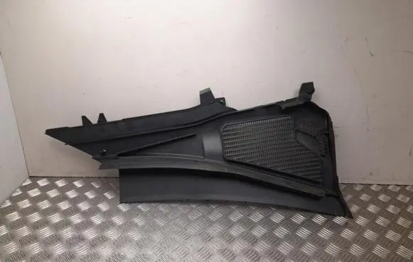 Mercedes-Benz EQE v295 Wiper trim A2978301700