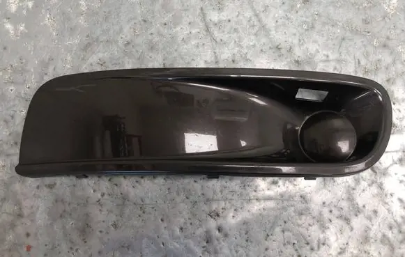 Volkswagen Multivan T5 Front bumper lower grill 7H5807489ABILI 7H5807489A