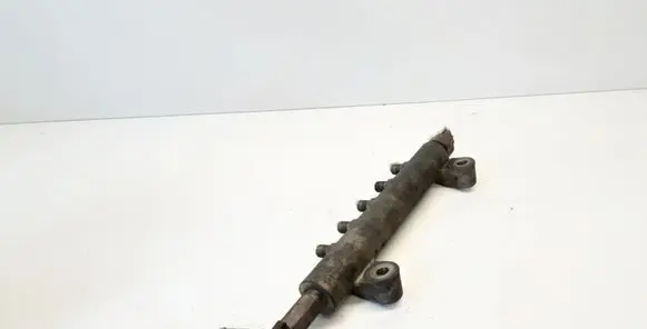 Nissan Primera Fuel main line pipe 6100