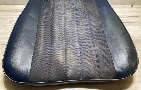 Mercedes-Benz W123 Seat trim 