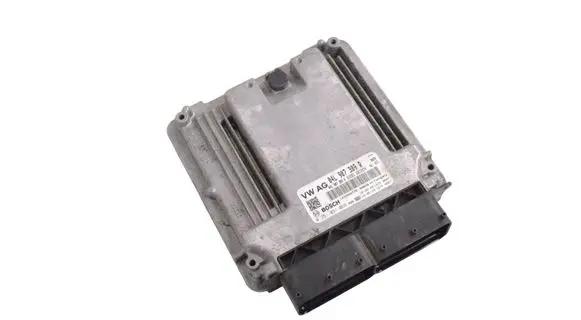 Volkswagen Golf VII Engine control unit/module 04L907309R 0281031066