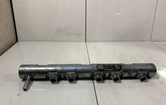 BMW 1 E81 E87 Fuel main line pipe 780912803