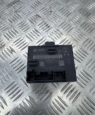 Skoda Superb B6 (3T) Door control unit/module 8X0959795D