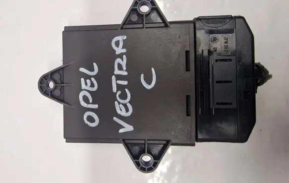 Opel Vectra C Door control unit/module 9227562