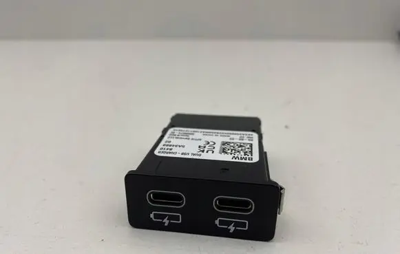 BMW X1 U11 USB socket connector 5A34889