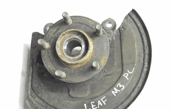 Nissan Leaf I (ZE0) Front wheel hub spindle knuckle