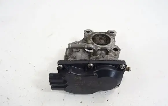 Mazda 6 Throttle body valve SH01-20300