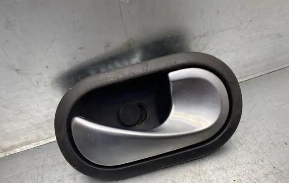 Renault Megane II Rear door interior handle 8200028486 500550006 85509