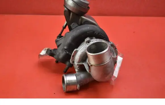 Toyota Avensis Verso Turbo system vacuum part 172010R070
