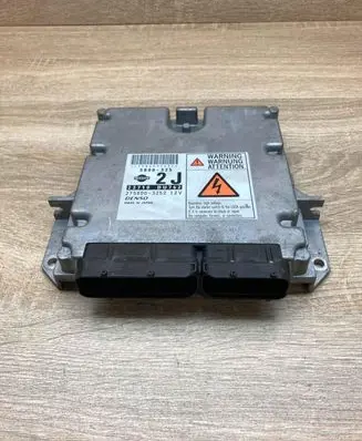Nissan X-Trail T30 Engine control unit/module ECU 23710BU762 2758003252