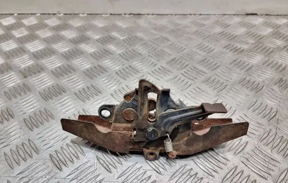 Toyota Corolla Verso E121 Engine bonnet/hood lock/catch