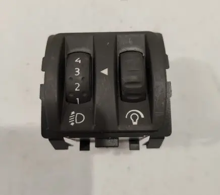 Renault Scenic II - Grand scenic II Headlight level height control switch 8200121805B
