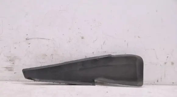 Peugeot 208 I Windshield trim 96748542XT