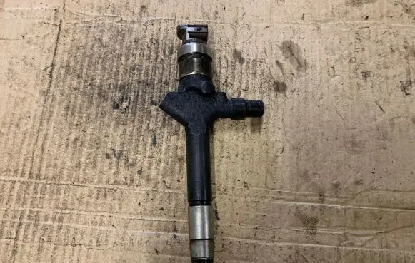 Mazda 6 Fuel injector RF7J13H60 578002K11972