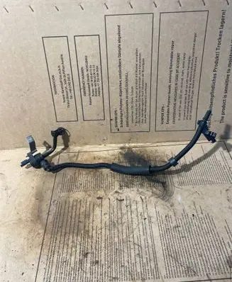 Peugeot 308 Vacuum valve V754196180