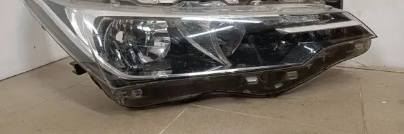 Toyota Corolla E160 E170 Headlight/headlamp 16742F 8111002L50 164358310
