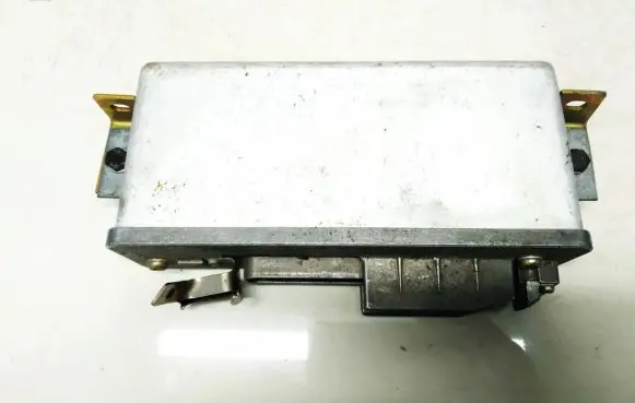 Audi 100 S4 C4 ABS control unit/module 0265100025 443907379b