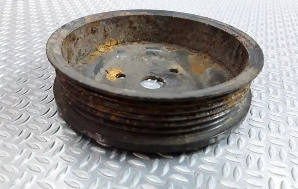 Opel Meriva A Water pump pulley 