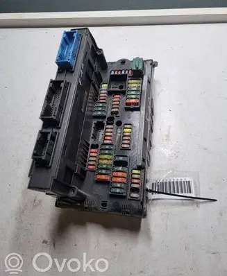 BMW 5 F10 F11 Fuse box set 016704871