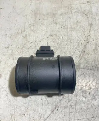 Opel Zafira B Mass air flow meter 55561301