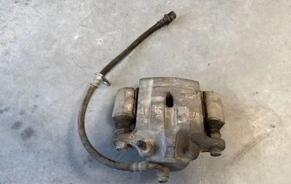 Toyota GT 86 Rear brake caliper 26692CA060
