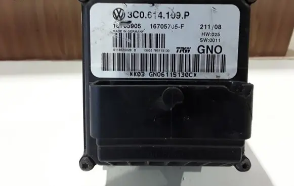 Volkswagen PASSAT B6 ABS Pump 3C0614109P