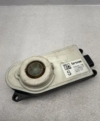 BMW 5 G30 G31 G38 Intake manifold valve actuator/motor 51749854640 9854640 C93091108