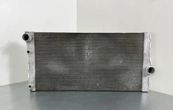 BMW 5 GT F07 Coolant radiator
